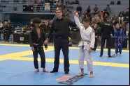 Atleta gasparense ganha medalha de ouro em competi
