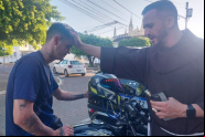Em visita a Gaspar, ex-p