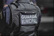 Homem cospe e tenta tomar fuzil de guarda em Balne